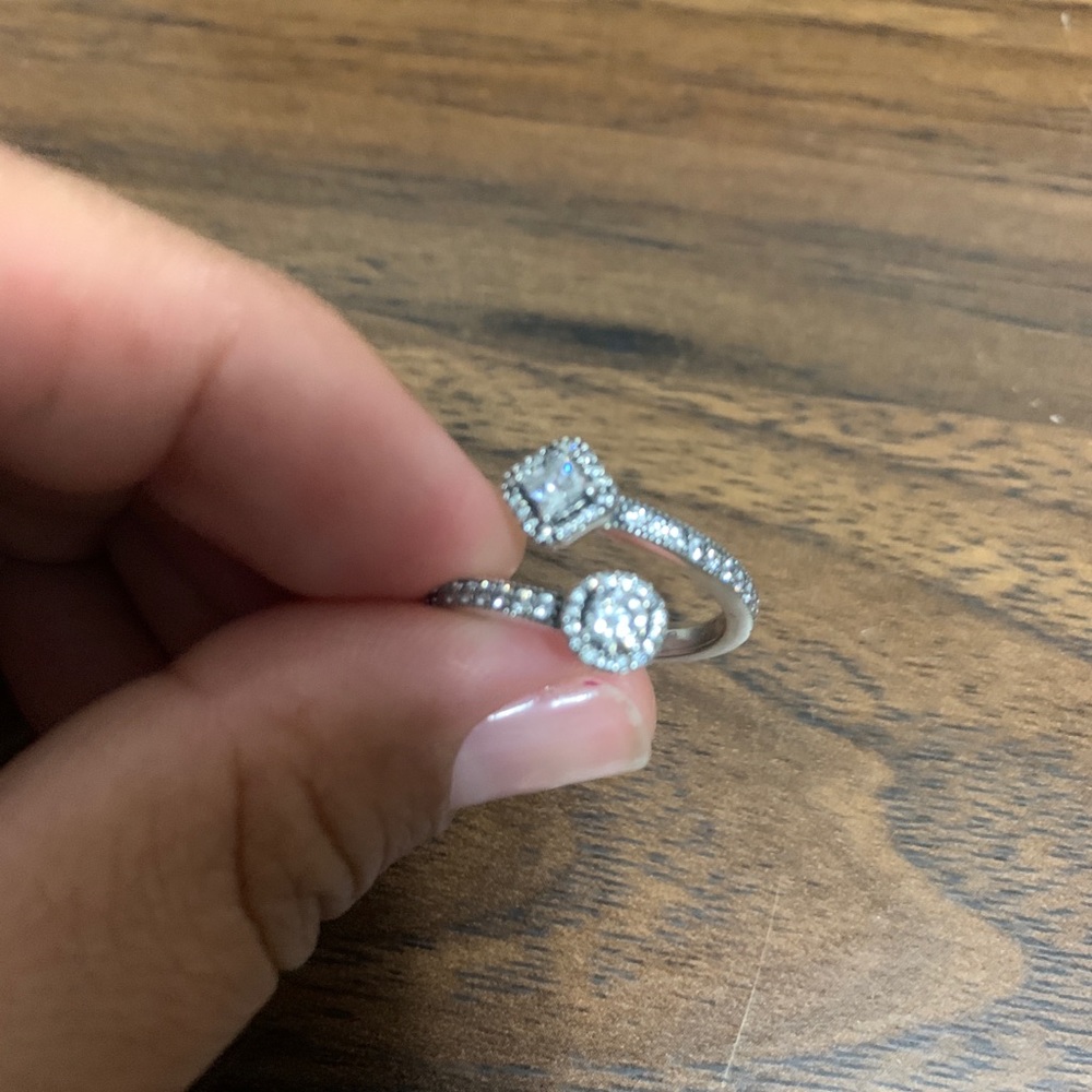 Pandora ring Size 7.5